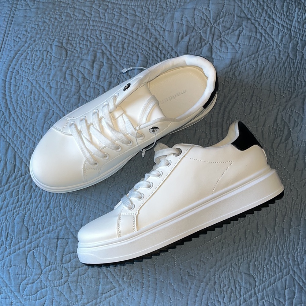NWOT  Madden Girl Women's Josiiee Sneaker  Size‎ 8.5 - Picture 4 of 10